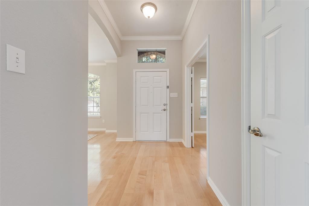 2804 Hollow Ridge Drive