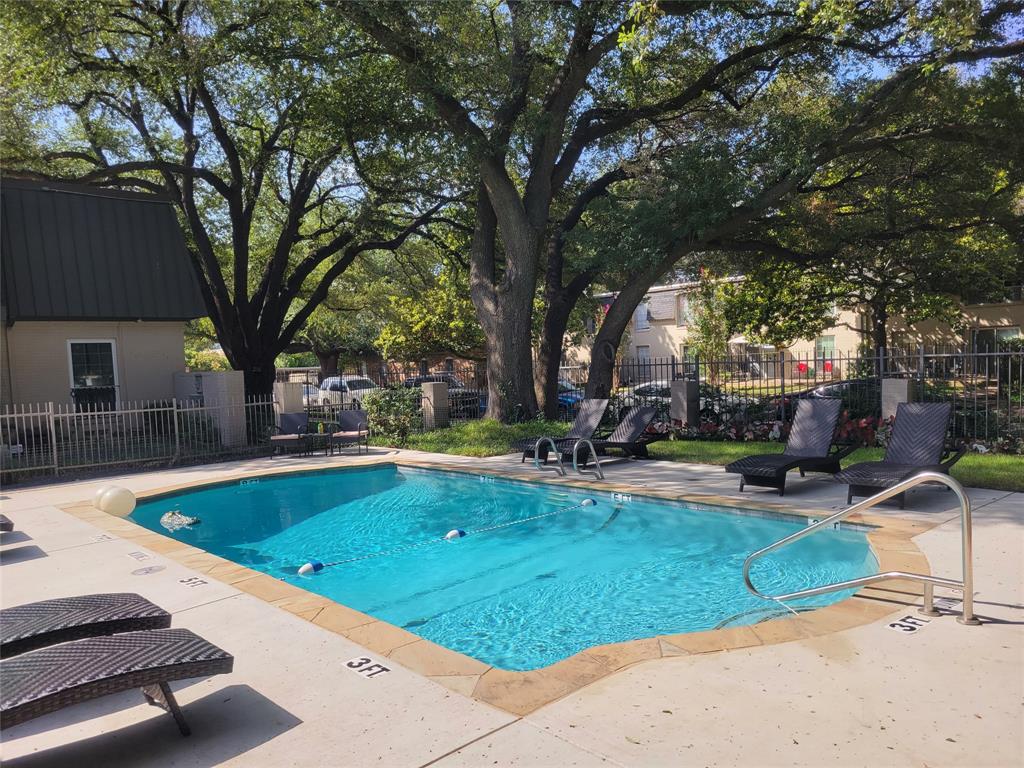 Greenbriar Place Condos - Residential Lease