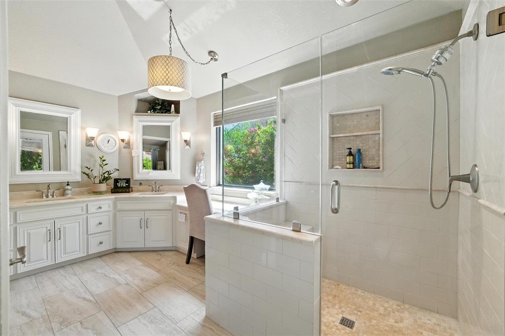 Ridglea Country Club Estate - Residential