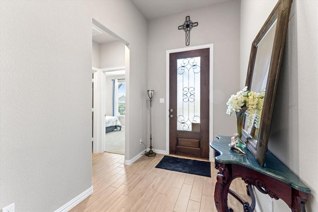 1412 Whitetail Lane