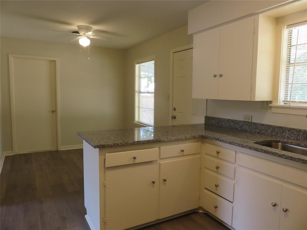 Alexander Morrison - Residential Lease