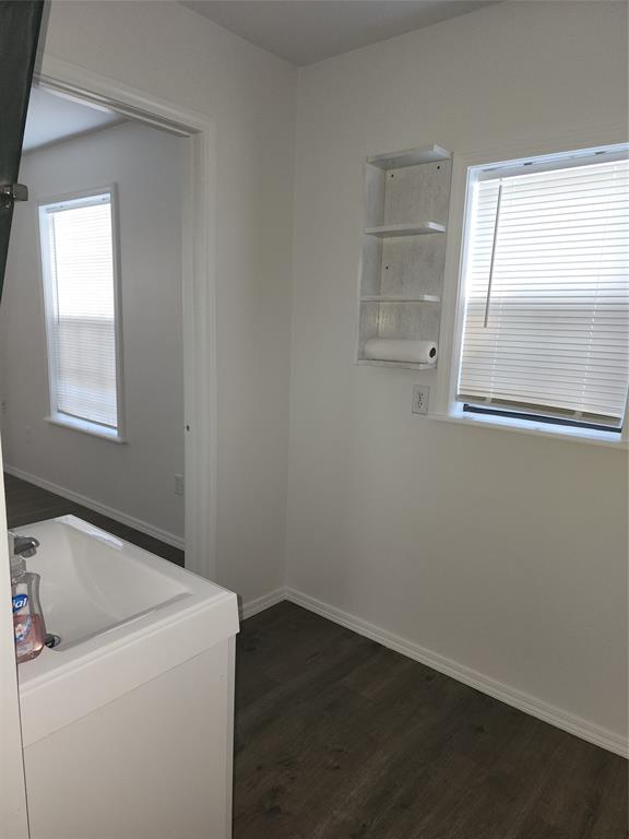 W N Moon Surv Abs878 - Residential Lease