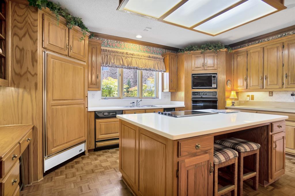 Club Manor - Residential