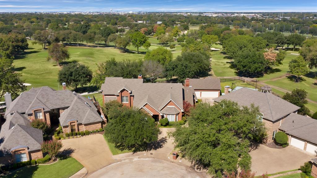 Club Manor - Residential