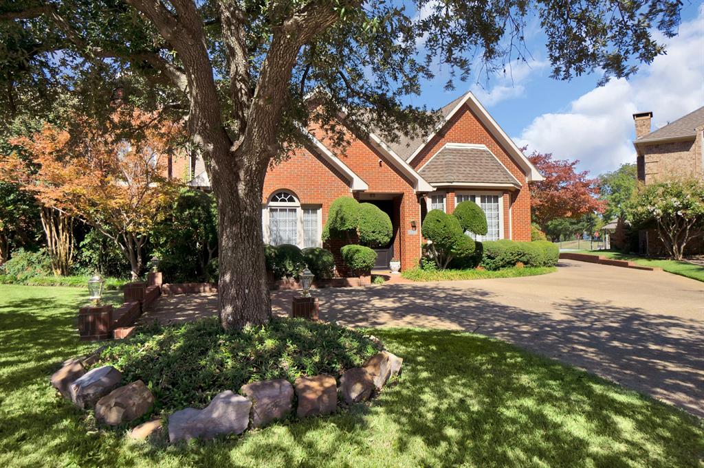 Club Manor - Residential