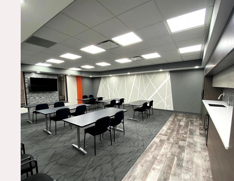 1702 N Collins Blvd,Unit 200, Richardson, TX 75080