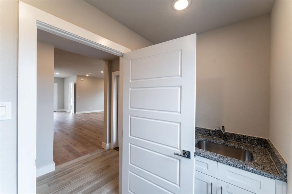 WYNDEMERE II - Residential