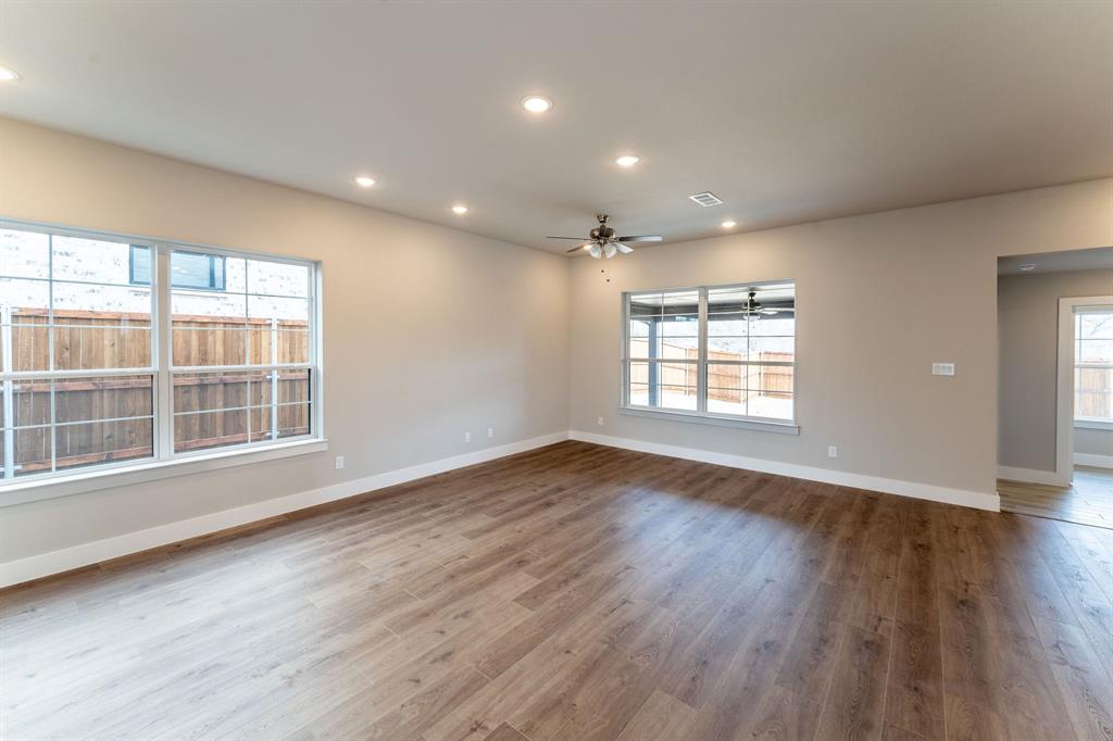 WYNDEMERE II - Residential