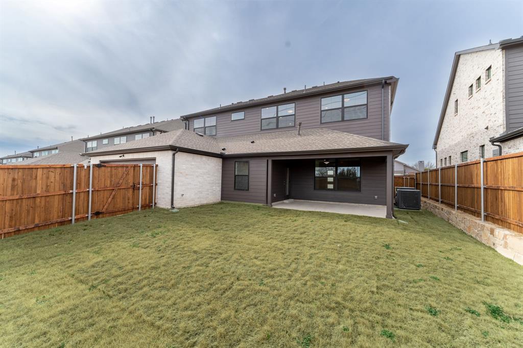 WYNDEMERE II - Residential