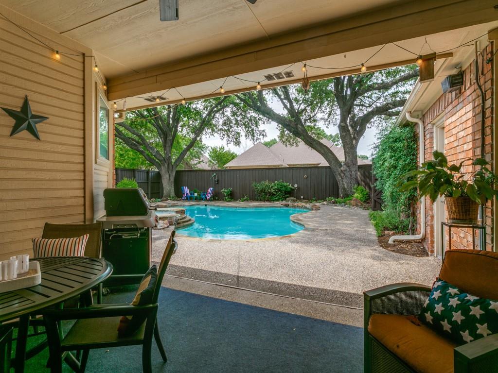 804 Blue Jay Lane