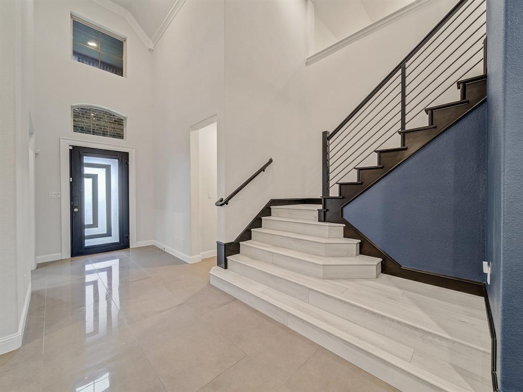 3509 Meridian Drive