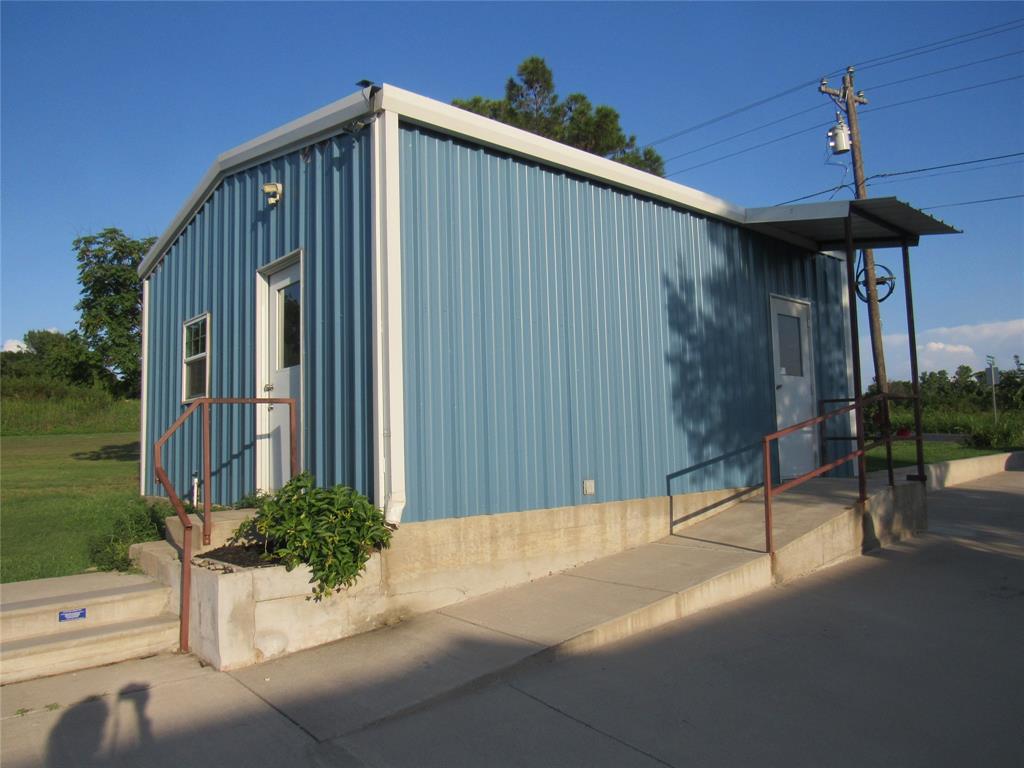 502 Ponderosa Road