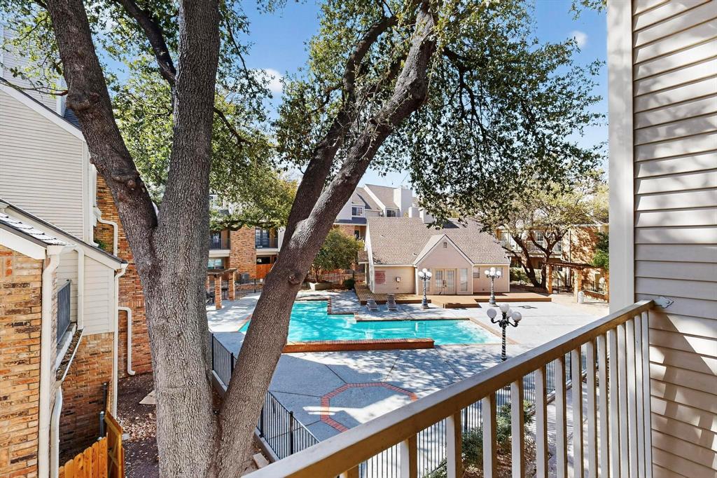 Parkway Quarter Conos - Residential