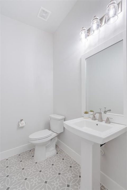 Tiny photo for 1144 Lavender Ridge, Dallas, TX 75204 (MLS # 21196406)