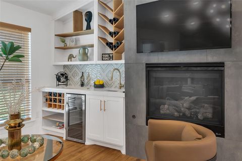 Tiny photo for 1237 Airline Drive, Grapevine, TX 76051 (MLS # 21077040)