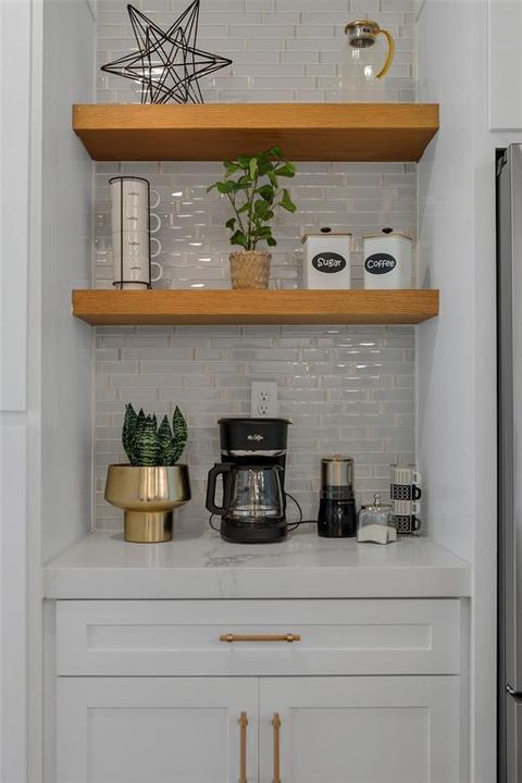 Tiny photo for 1237 Airline Drive, Grapevine, TX 76051 (MLS # 21077040)