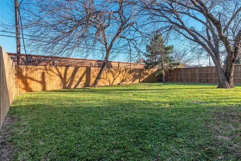Tiny photo for 1237 Airline Drive, Grapevine, TX 76051 (MLS # 21077040)