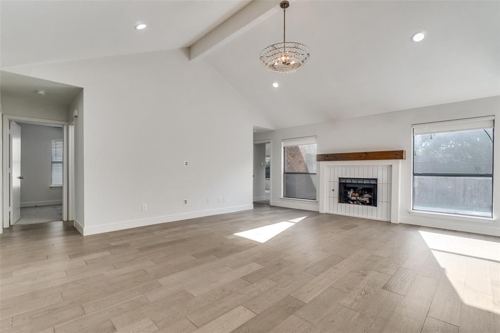 2113 McIntosh Drive