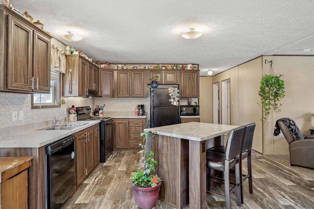 Hickory Hills III - Residential