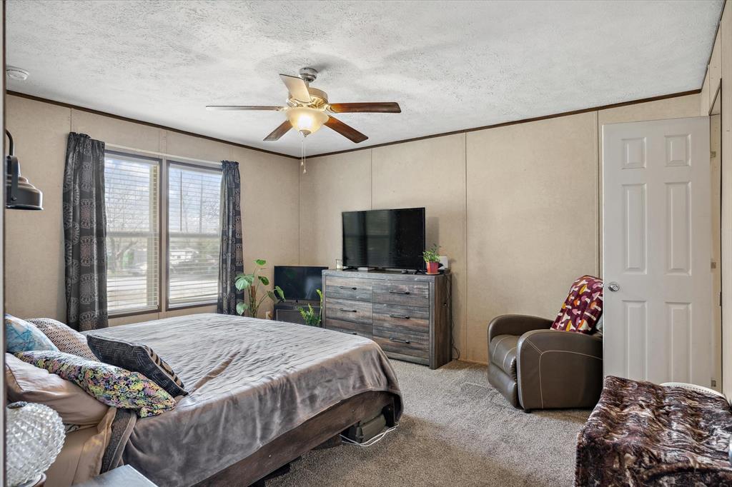 Hickory Hills III - Residential