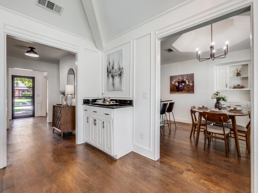 809 Autumn Lake Drive