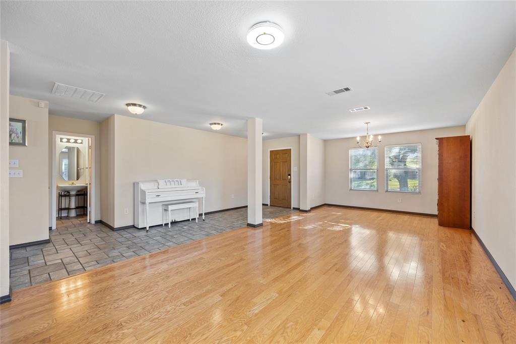 604 Mallard Drive