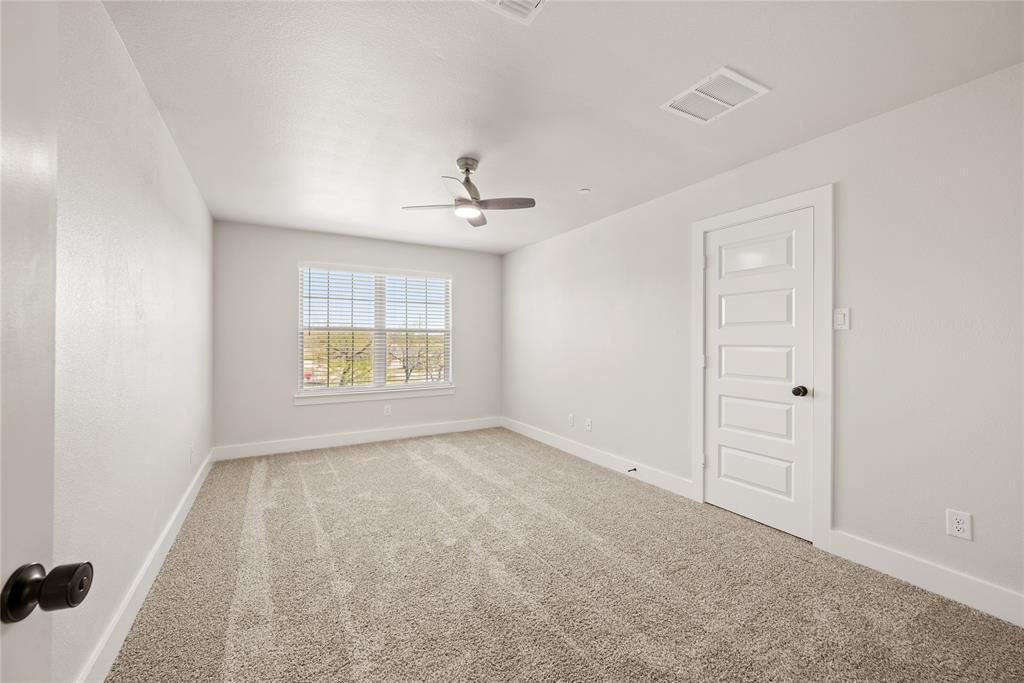 Runaway Bay - Residential Lease