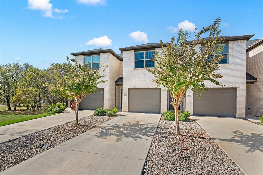 Runaway Bay - Residential Lease