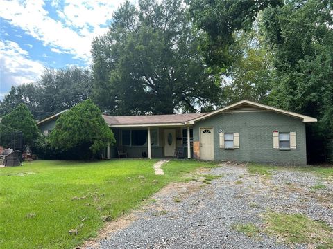 6716 Burke Street Shreveport LA 71108