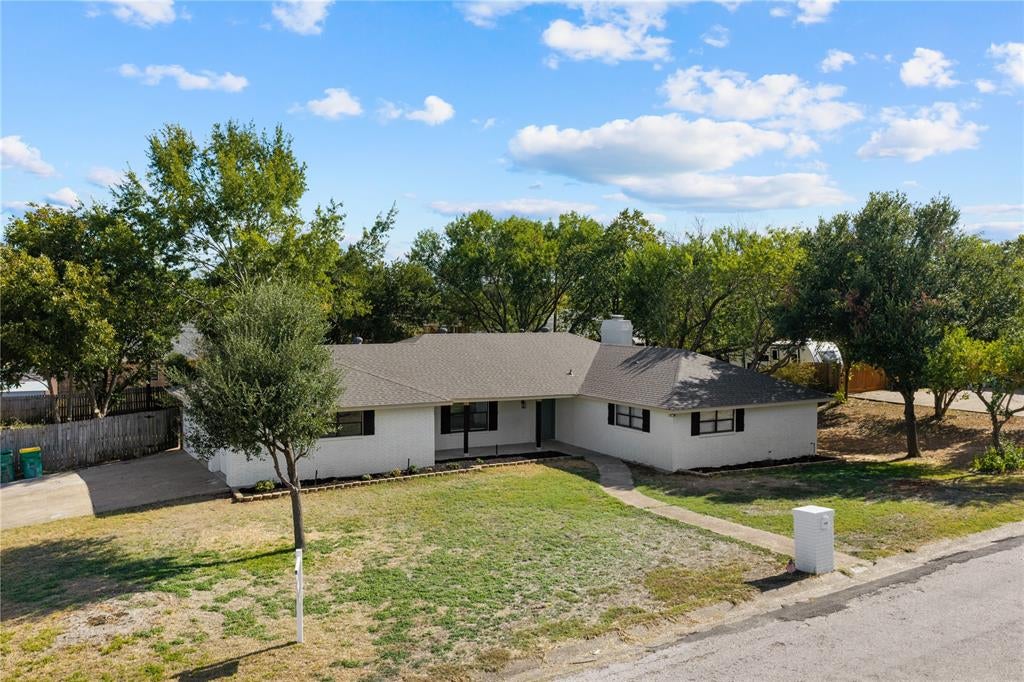 125 E Dawn Drive