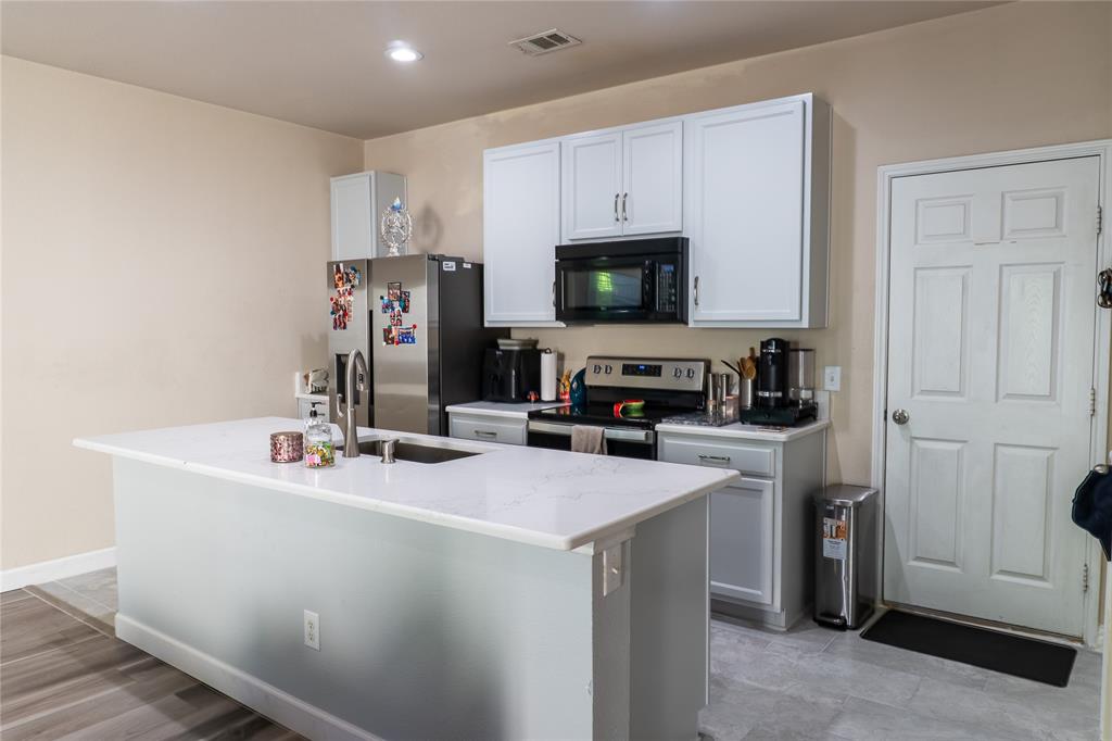 Oak Point Estates - Residential