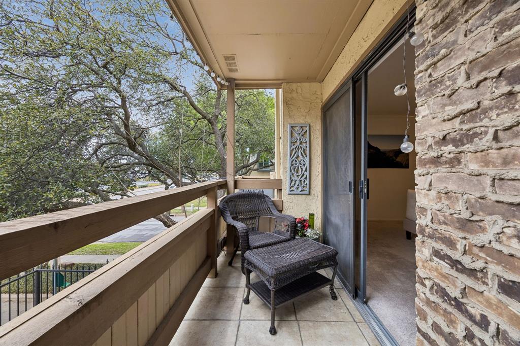 Inwood Crossroads Condo - Residential