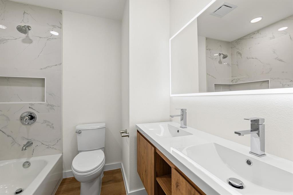 Rolling Meadows - Residential