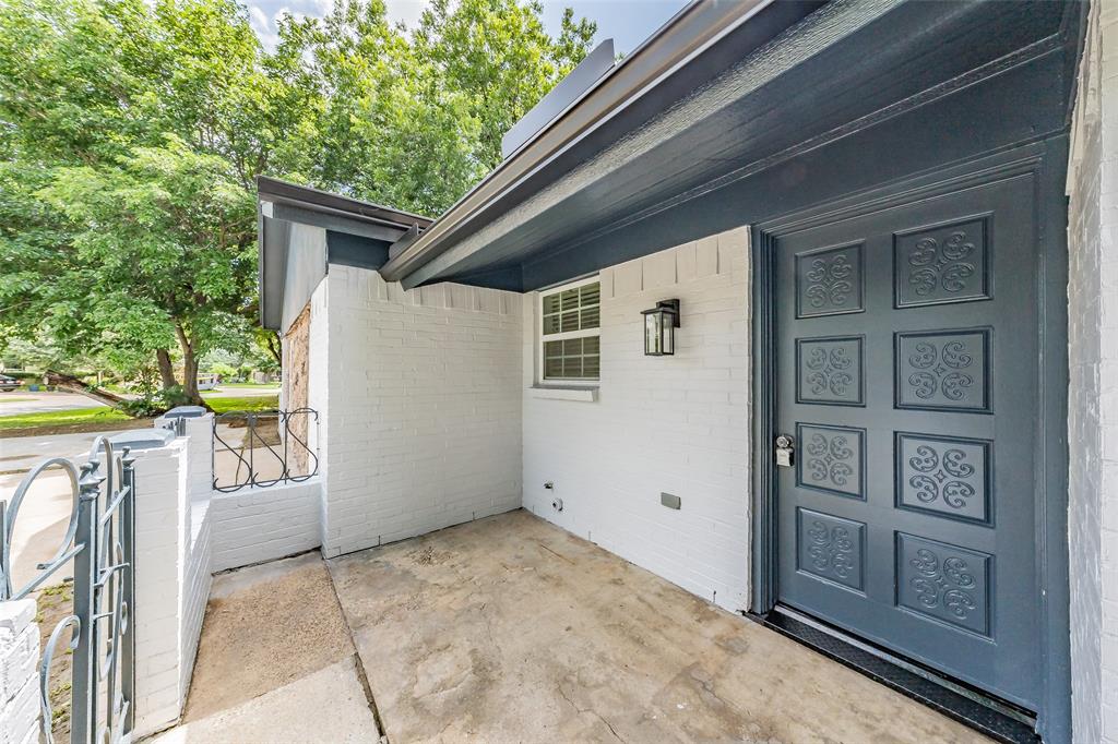 6532 Moonglow Lane
