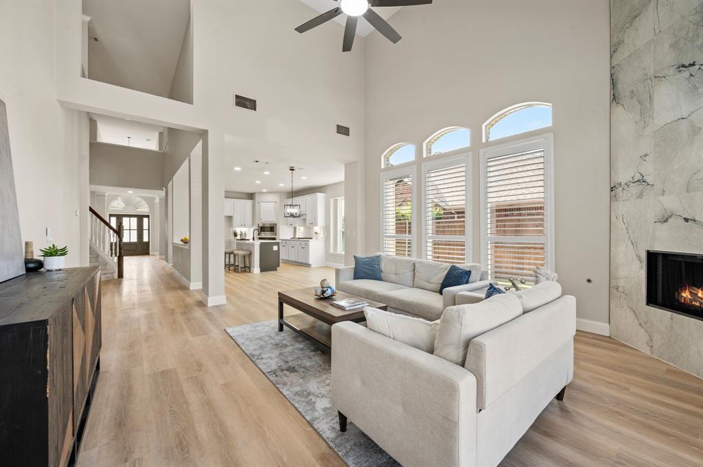 11207 Raveneaux Drive