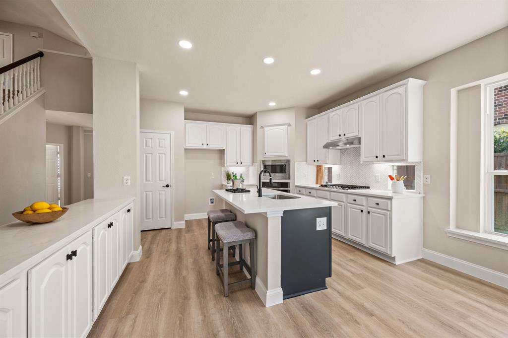 11207 Raveneaux Drive