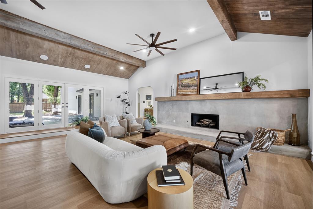 3713 Granada Trail