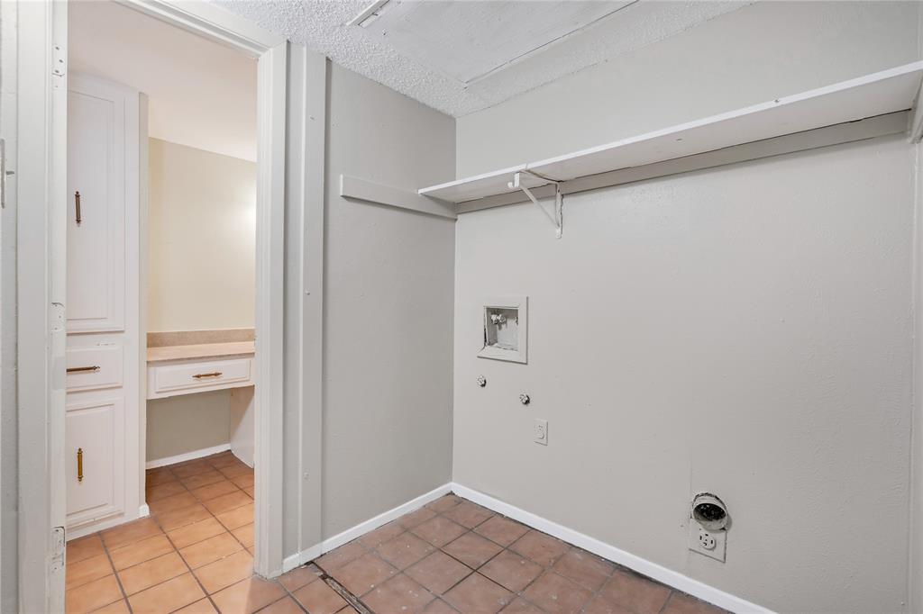 8560 Park Lane 29