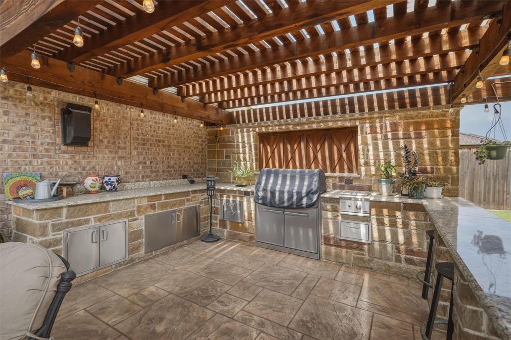 2222 Crest Pointe Place