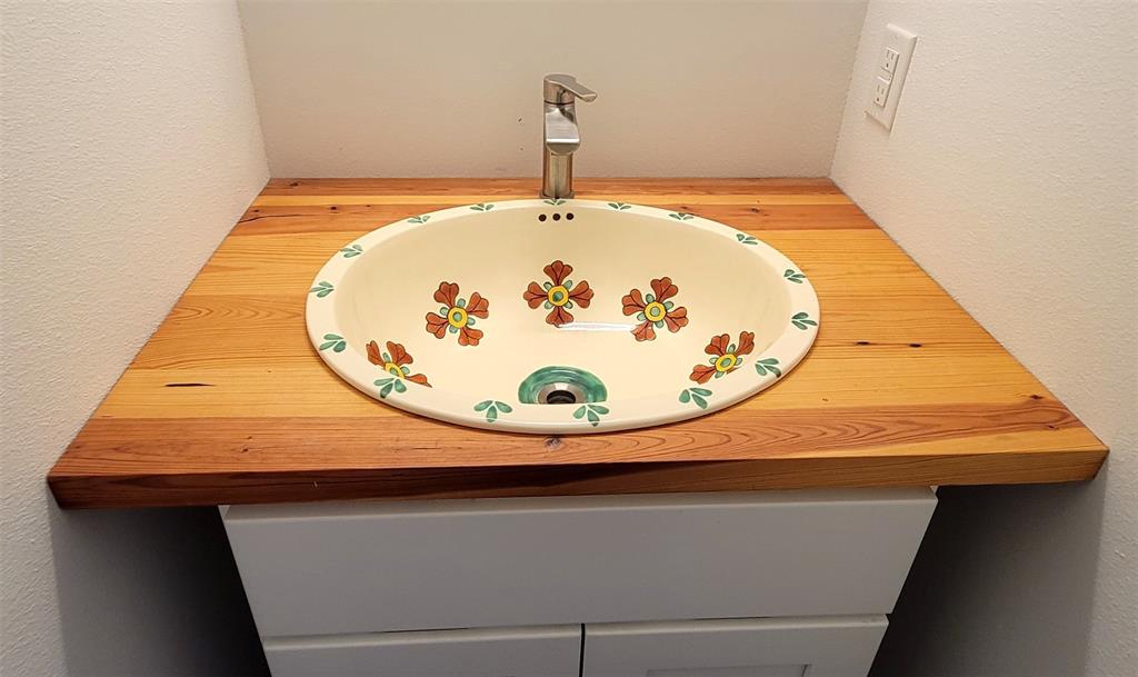 ORIGINAL CLEBURNE - Residential Lease