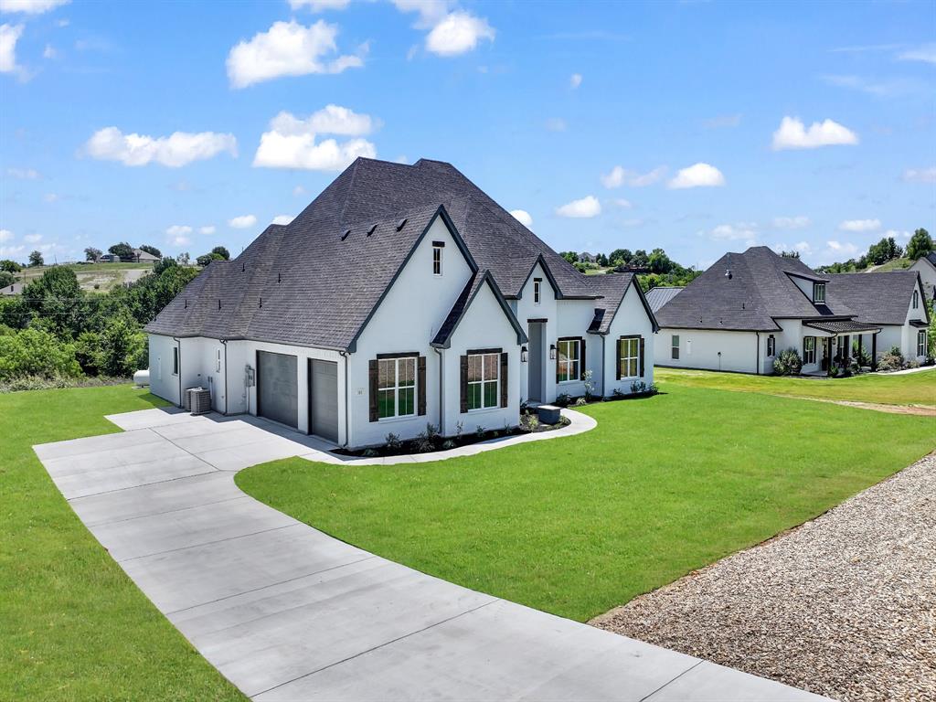 316 Tiara Trail