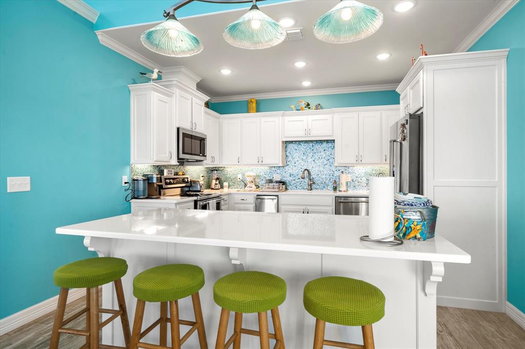 Thunderbird Point - Residential