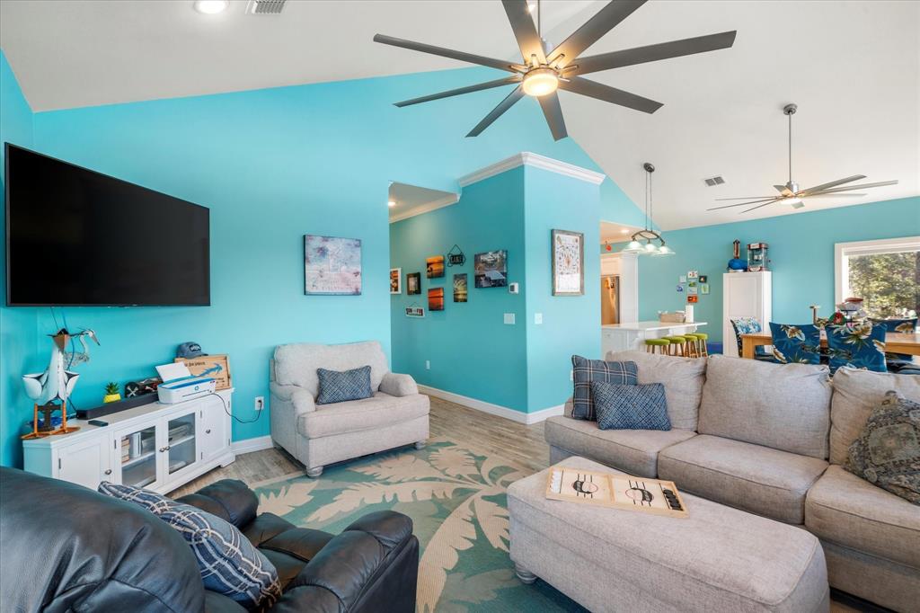 Thunderbird Point - Residential