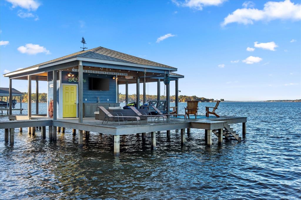 Thunderbird Point - Residential