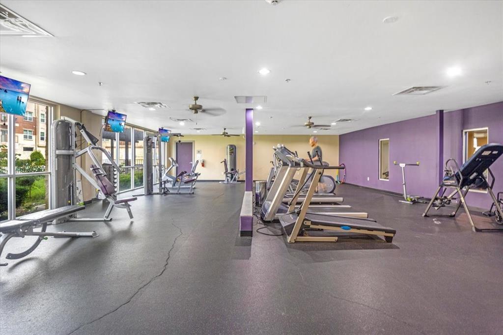 1100 TRINITY MILLS CONDO BLK A LOT 1 ACS 3.93 - Residential Lease