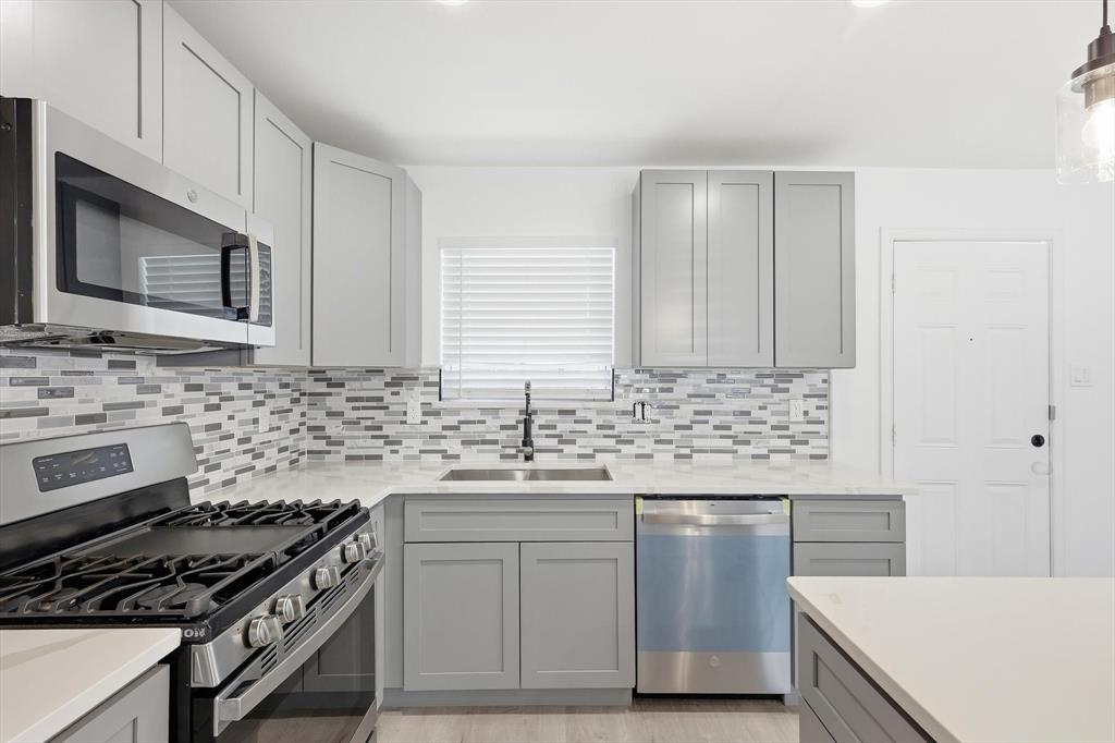 3332 Sidney Drive