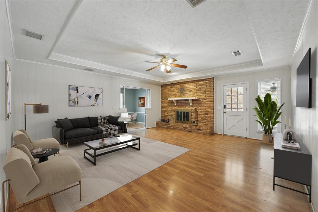 1410 Forestglen Drive