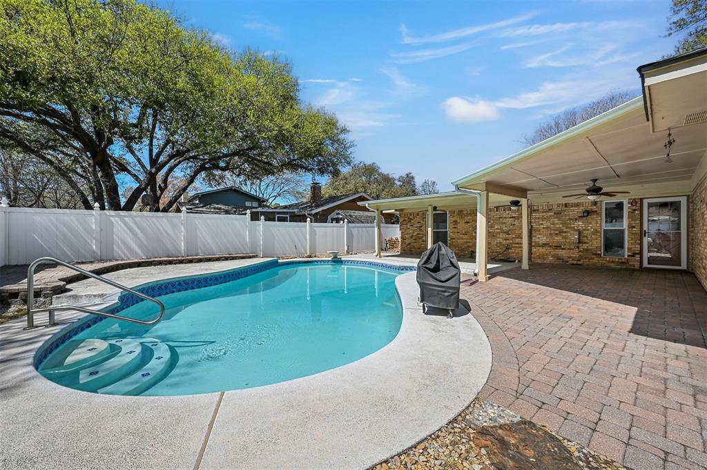 1410 Forestglen Drive