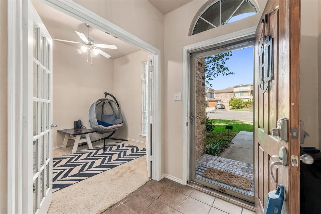 5767 Skinner Way