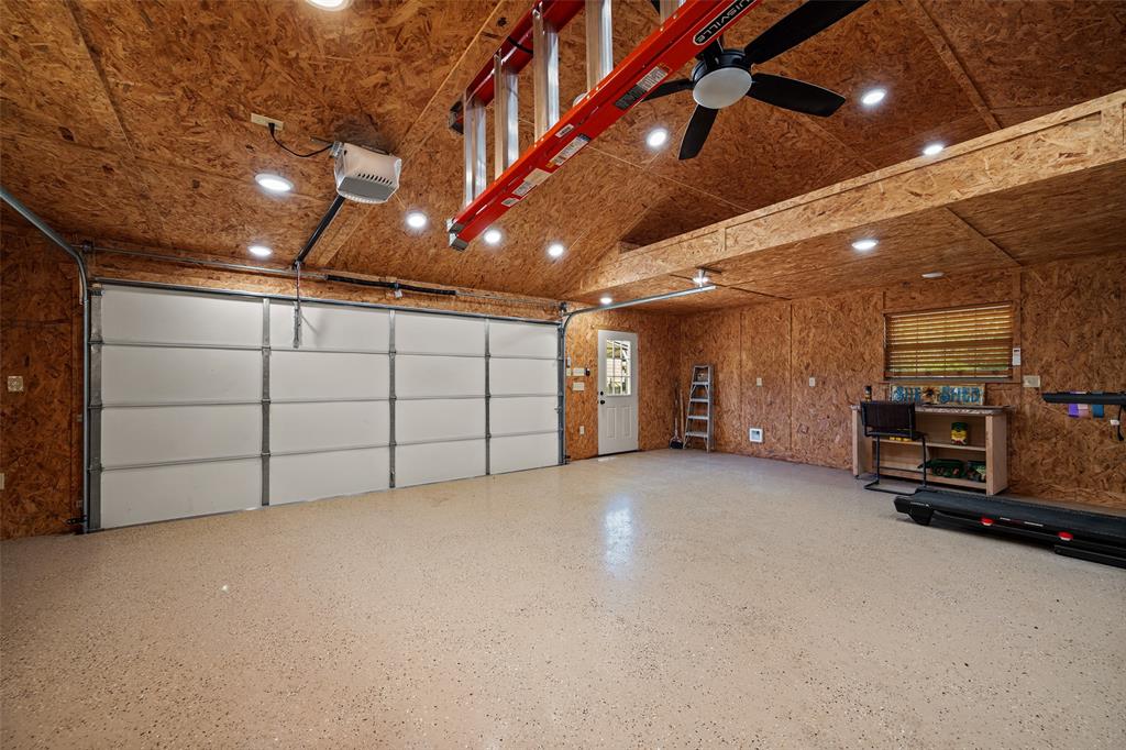 Paradise Ranch Estate - Residential